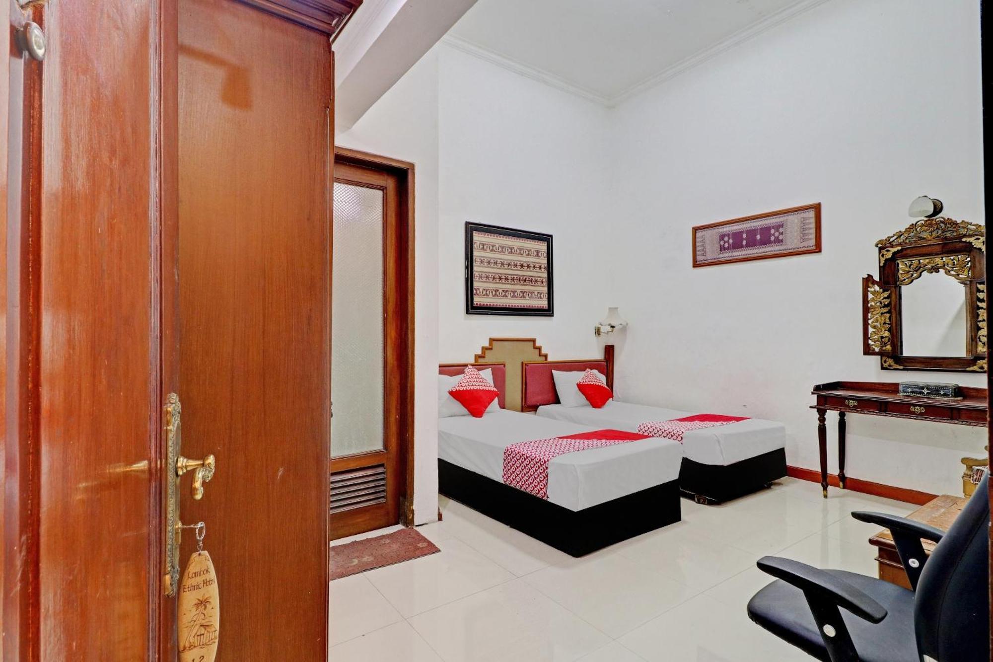 Hotel O Bandung Near Stadion Siliwangi Formerly The Ethnic Hotel Бандунг Экстерьер фото