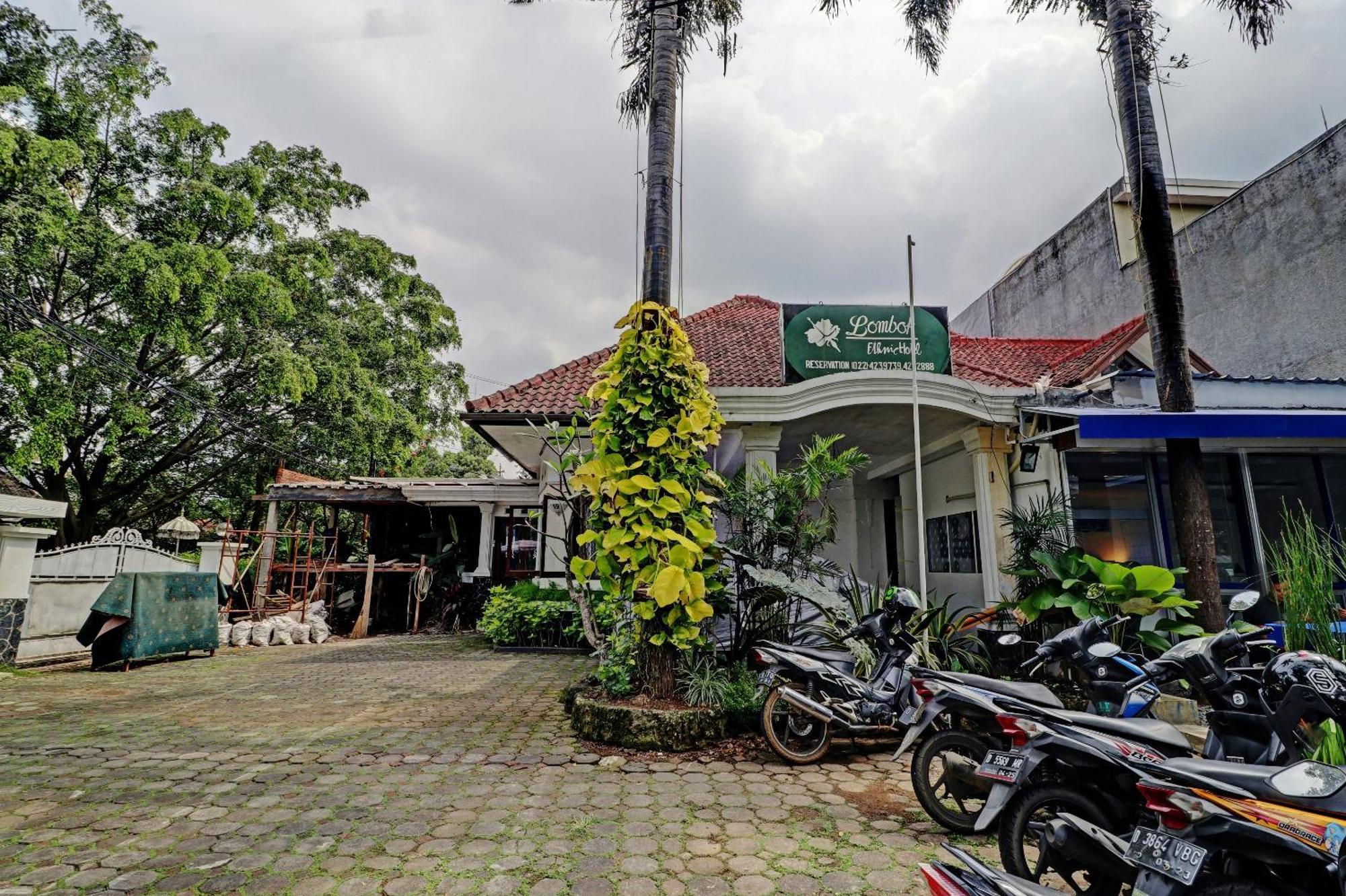 Hotel O Bandung Near Stadion Siliwangi Formerly The Ethnic Hotel Бандунг Экстерьер фото